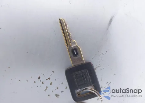 2000 Chevrolet Camaro from USA, damaged, VIN 2G1FP22K3Y2134259